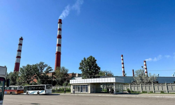 Желтый дым в Усть-Каменогорске: Минэкологии назначило проверку после выброса загрязняющих веществ в ВКО