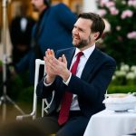 Вэнс назвал условие для прекращения войны с Ираном: Тегерану придется отказаться от 60% урана