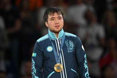 Касым-Жомарт Токаев поздравил олимпийского чемпиона Елдоса Сметова
