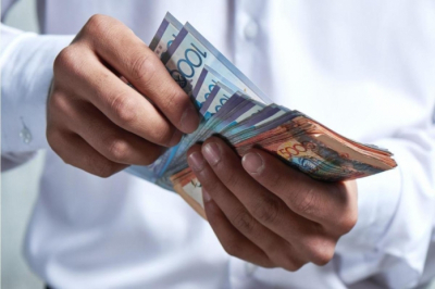 Почти половина трудящихся зарабатывают менее 250 тысяч тенге в Казахстане