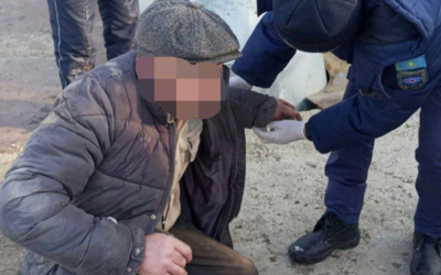 Мужчина упал в колодец теплотрассы