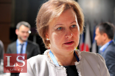 Елена Бахмутова: Золотой век банкам не светит