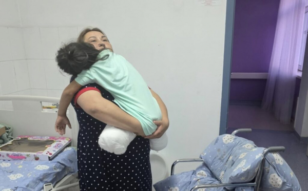«Где мои ноги»: школьница после ДТП в Астане не спит и плачет