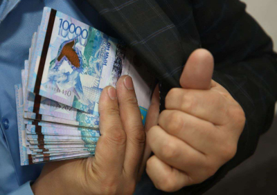 Районный депутат подозревается в хищении 2 млрд тг на соцпроекты в ВКО
