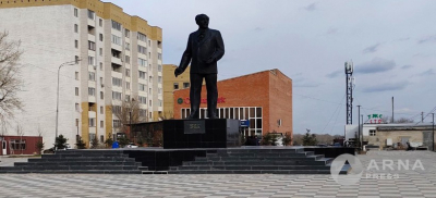 "Сделали красиво, но насколько качественно?" – что думают семейчане о площади Ауэзова после ремонта