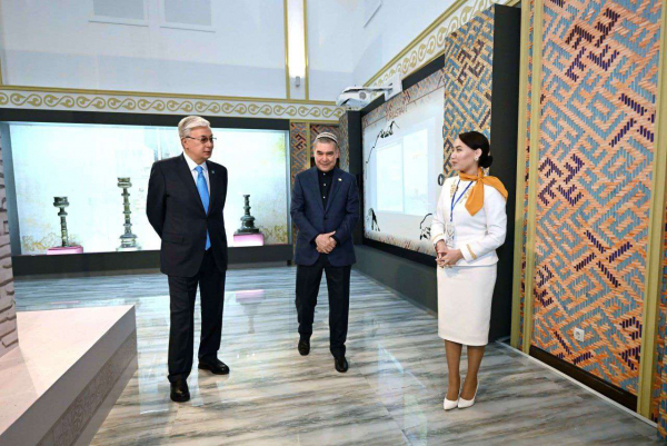 Токаев и Бердымухамедов посетили Turkistan visit centre