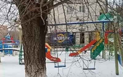 Народный репортер. Нужен забор вокруг детской площадки